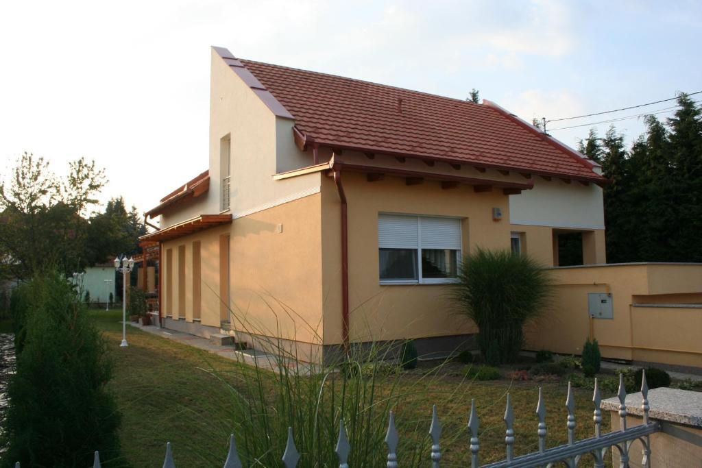 Luca Apartments Залакарос Екстериор снимка